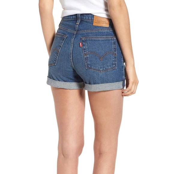 Levi's Wedgie roll-hem short in Authentic Favorite 26 - Picture 3 of 8
